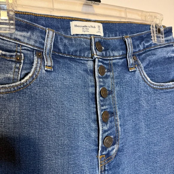 ABERCROMBIE The Mom High Rise Jeans Button Fly Raw Hem Medium-Dark Wash 6 Reg - Picture 2 of 5